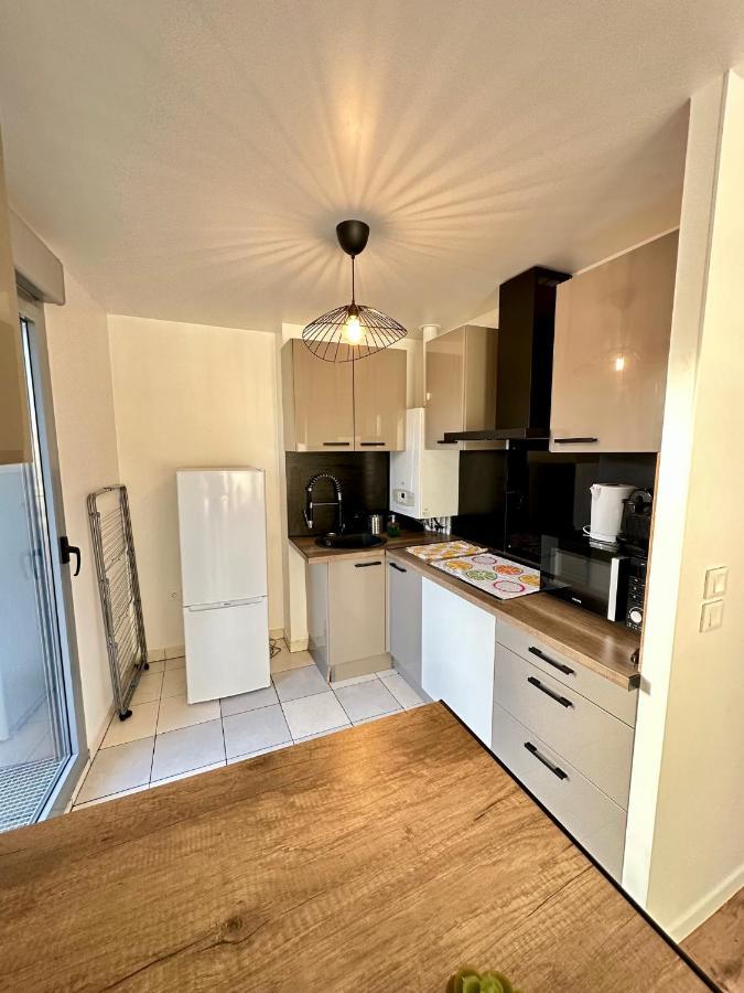 Magnificent Apart Paris Bagnolet 402 With View Exteriör bild