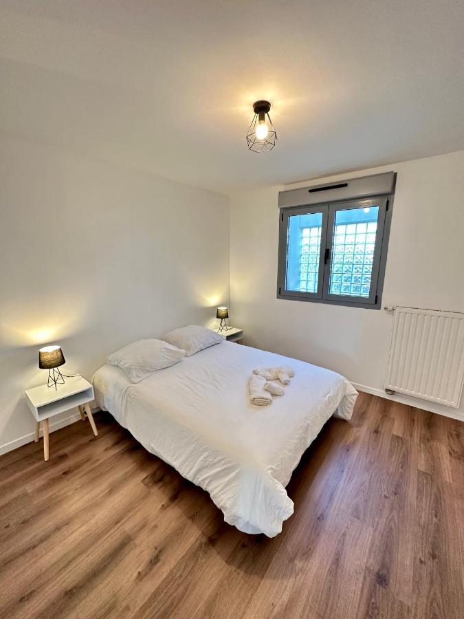 Magnificent Apart Paris Bagnolet 402 With View Exteriör bild