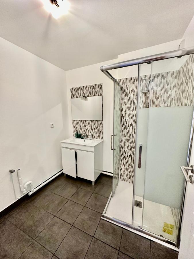 Magnificent Apart Paris Bagnolet 402 With View Exteriör bild